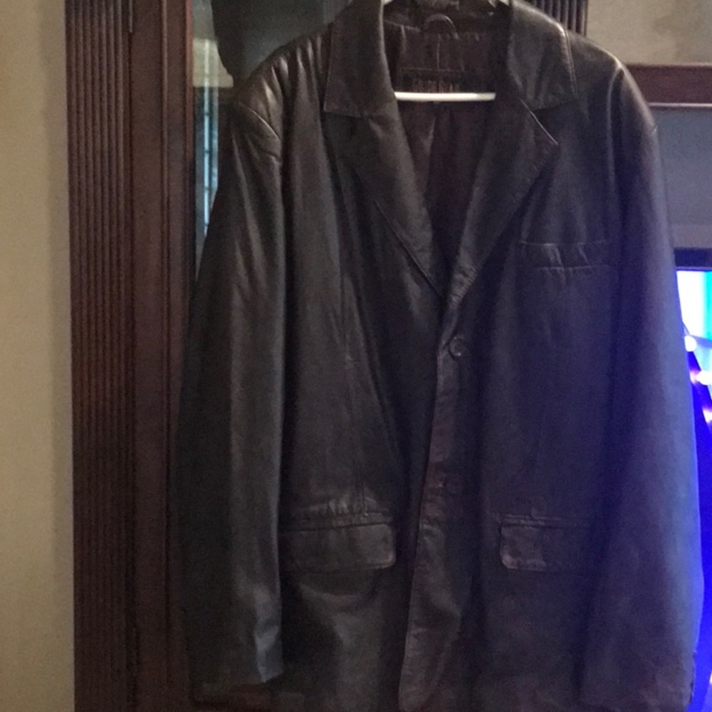 Men’s leather sport coat